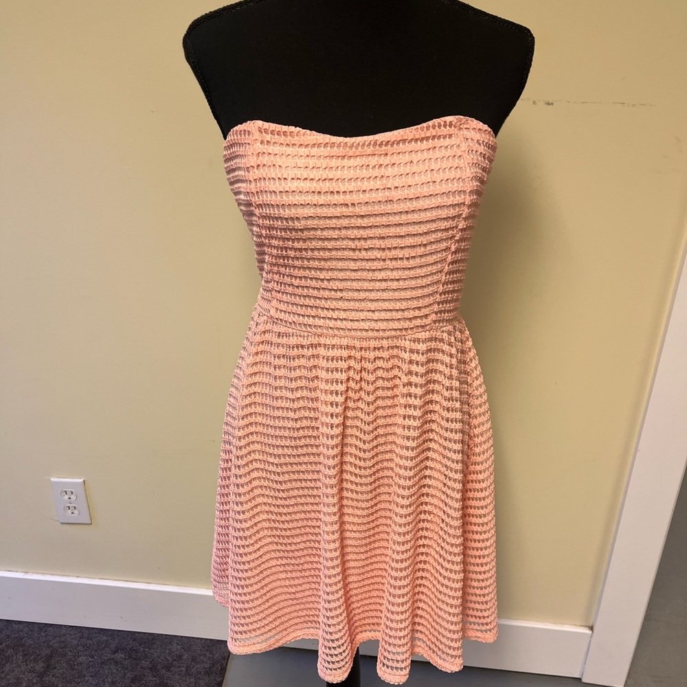 Pink strapless mini dress M/L